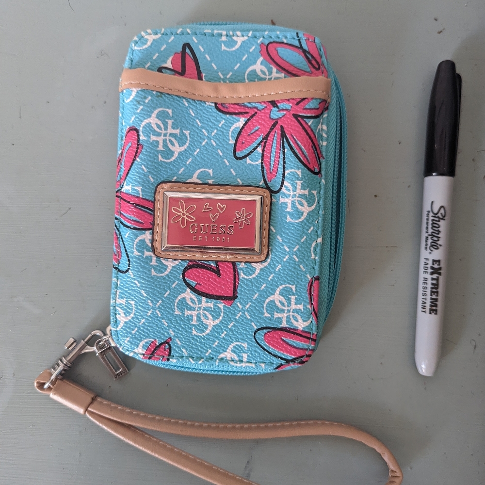 Guess Hand Wallet